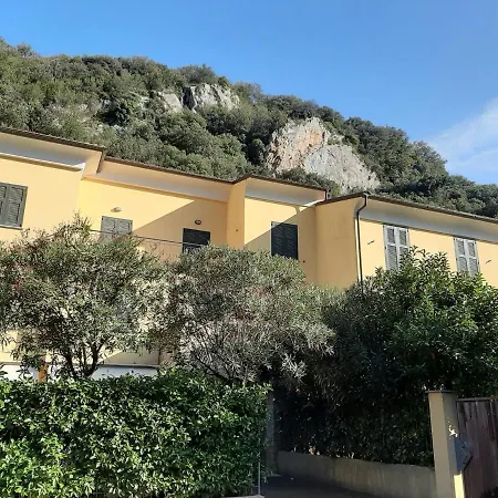 La Casa Di Gianni Apartment Finale Ligure